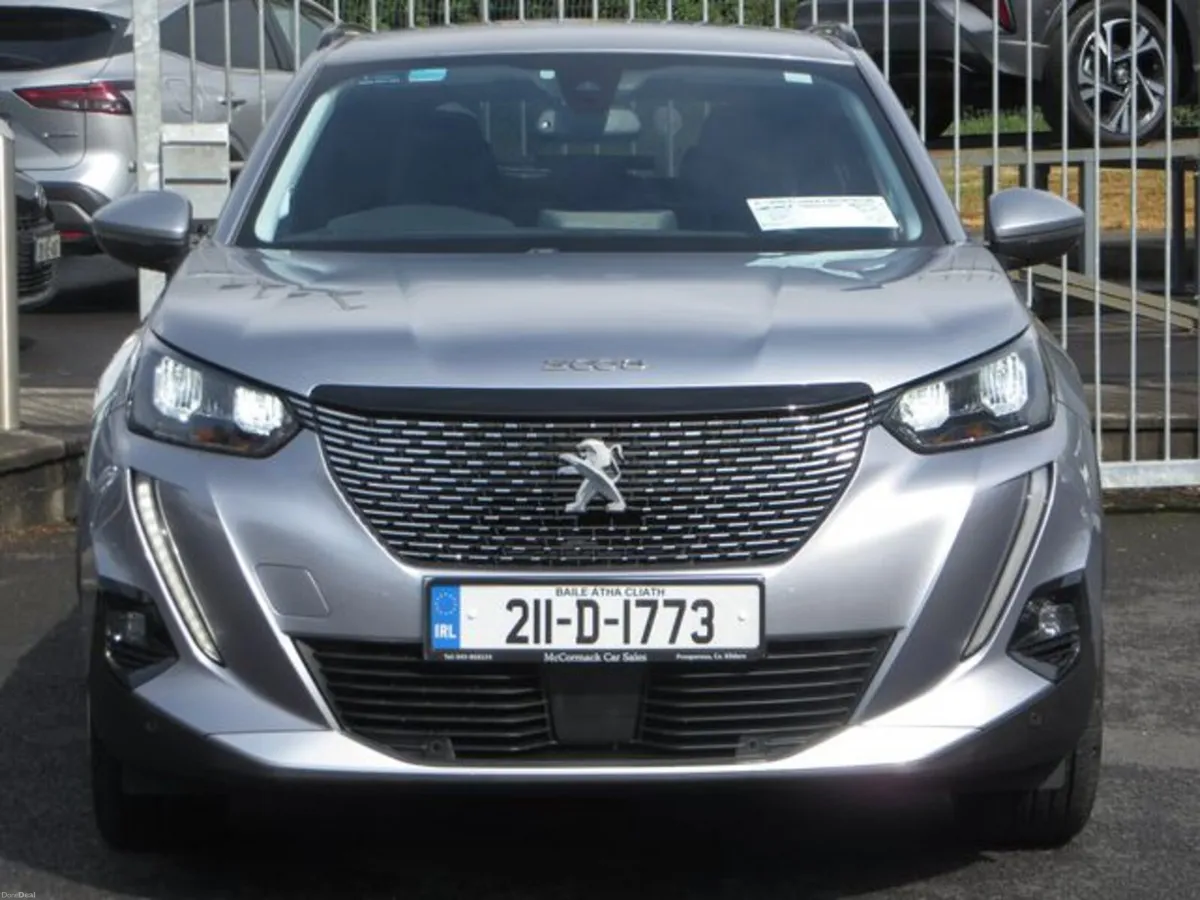 Peugeot 2008 Allure 1.5 Blue HDI - Image 4