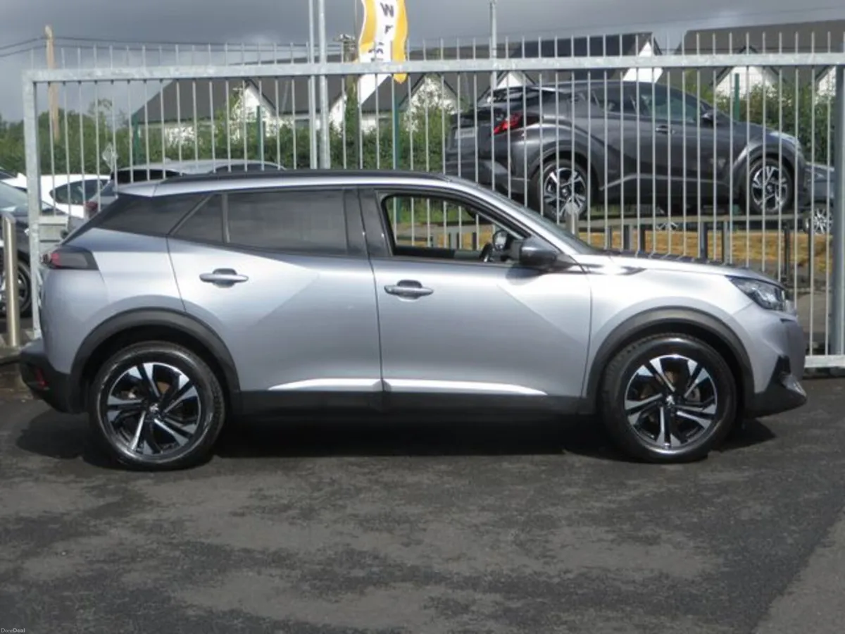 Peugeot 2008 Allure 1.5 Blue HDI - Image 6