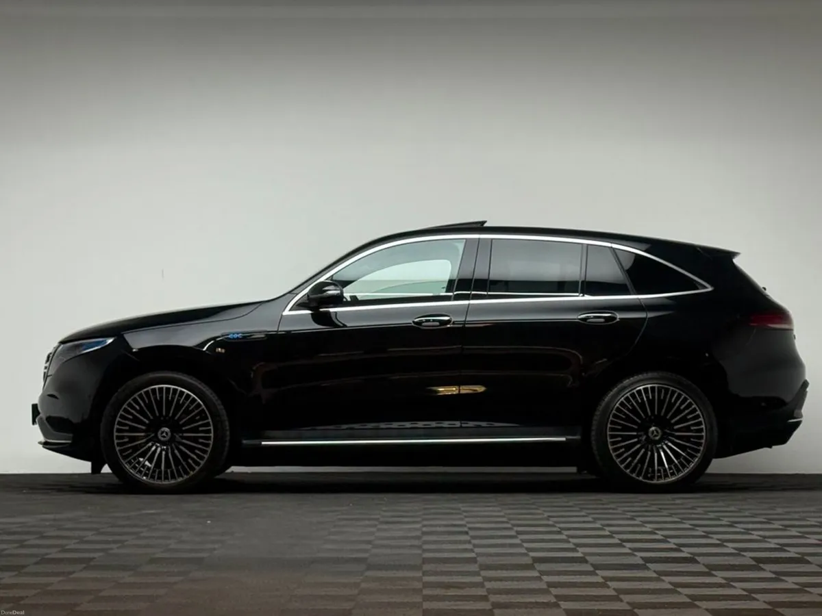 Mercedes-Benz EQC 400 AMG LINE PREM 4MATIC *SUNROO - Image 4
