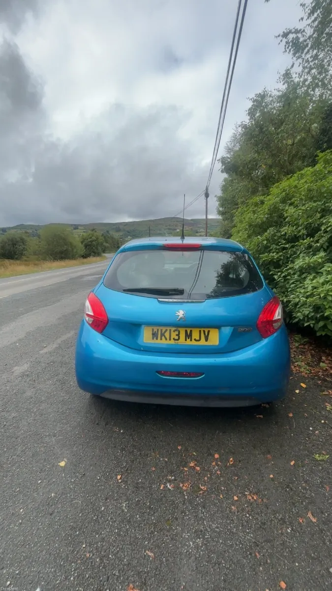 Peugeot 208 2013 - Image 4