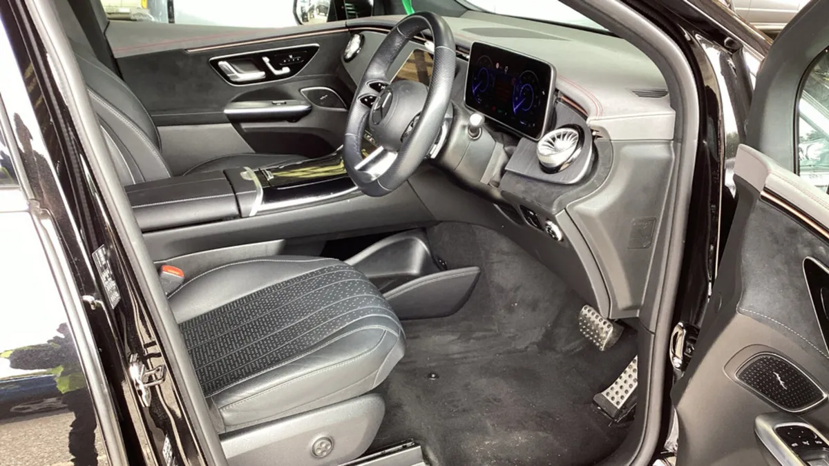 2025 MERCEDES BENZ 350 AMG LNE EDITION  4MATIC - Image 2