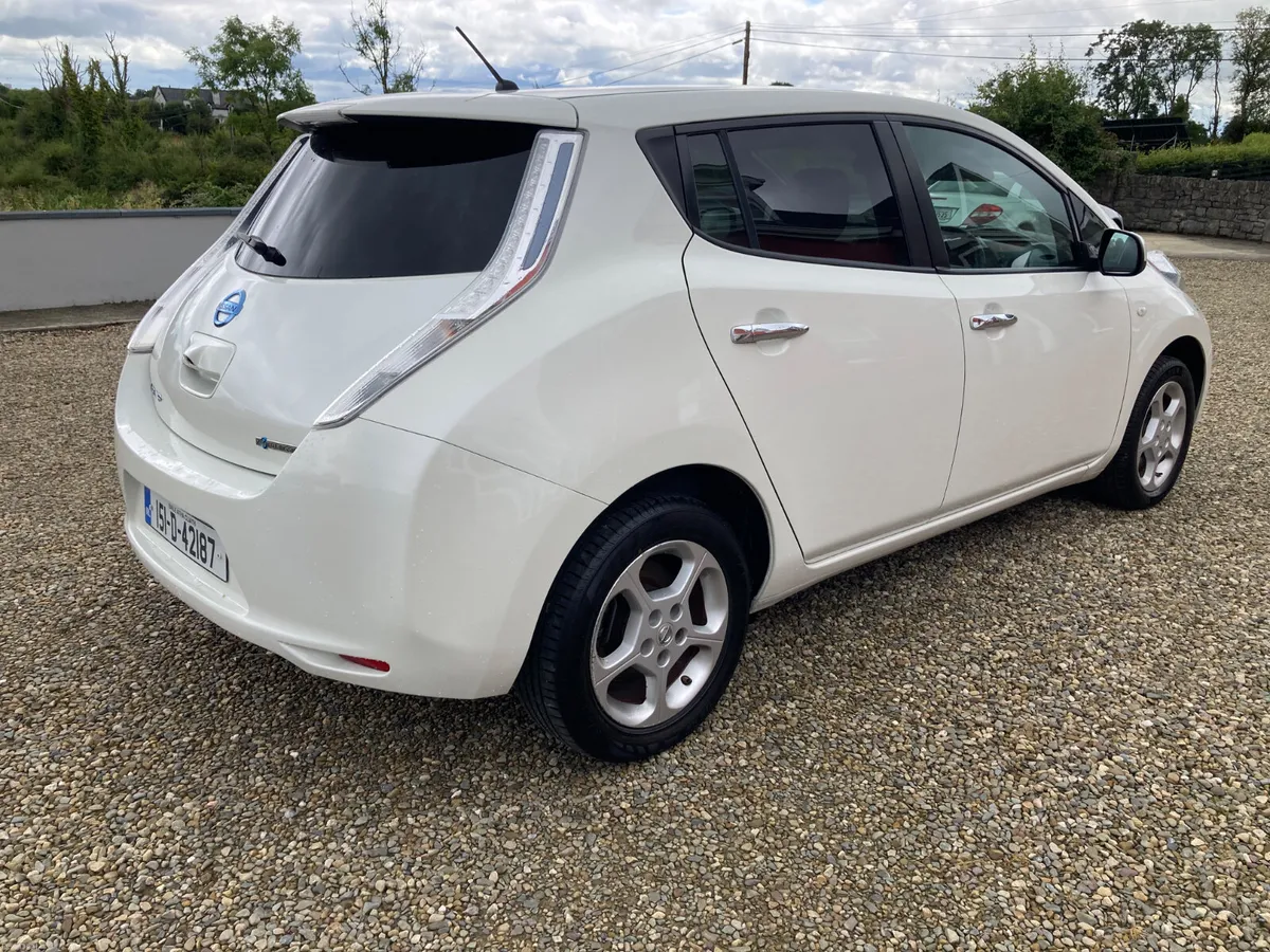 Nissan Leaf 2015 electric - Image 4