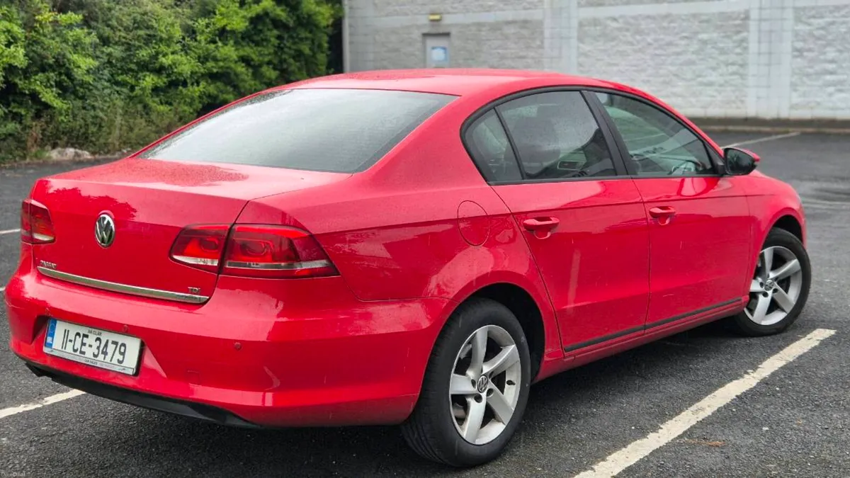 11 VW Passat 1.6d..Long NCT..3300e - Image 6