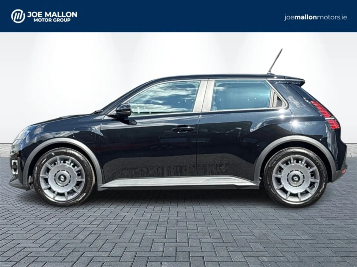 Renault 5 E-Tech Evolution 52kwh - Image 4
