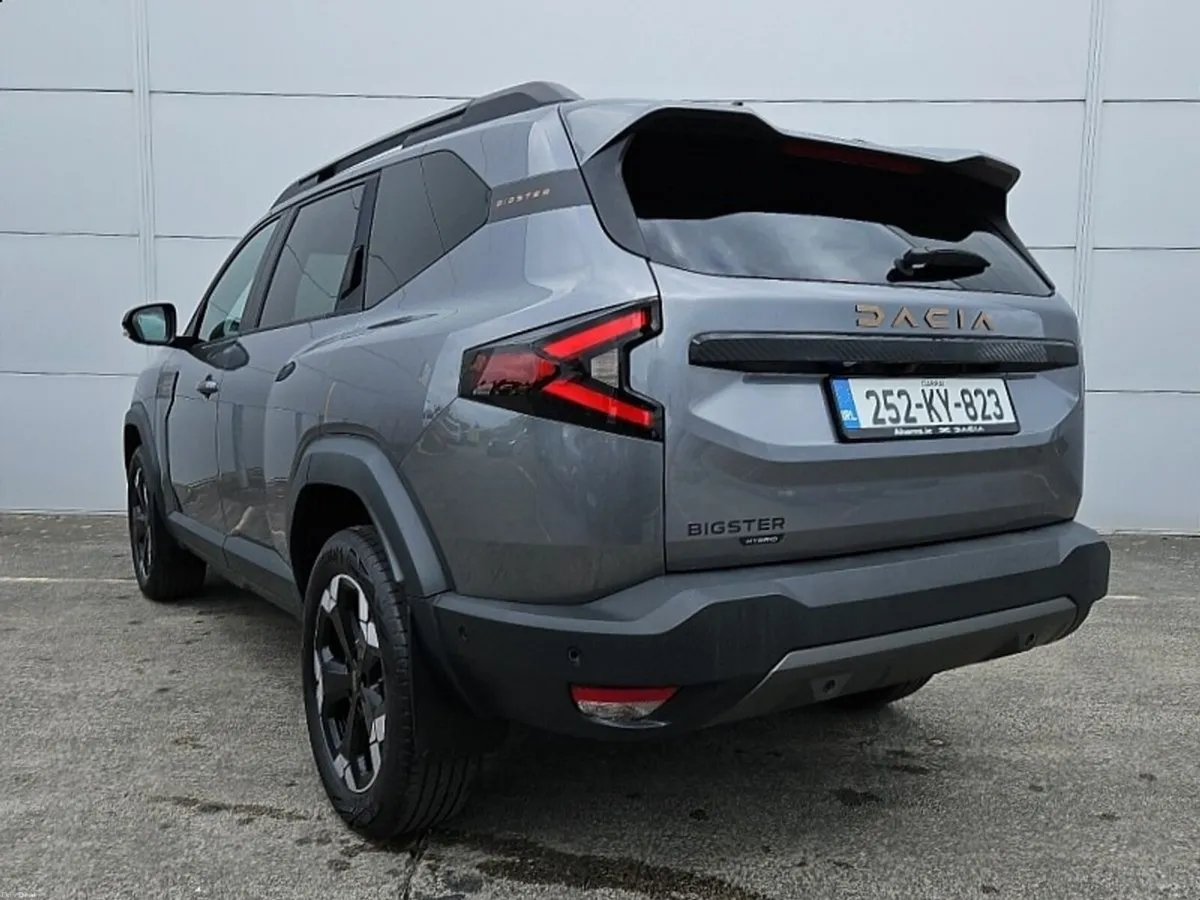 Dacia Bigster Extreme HEV 155 PS - Image 3
