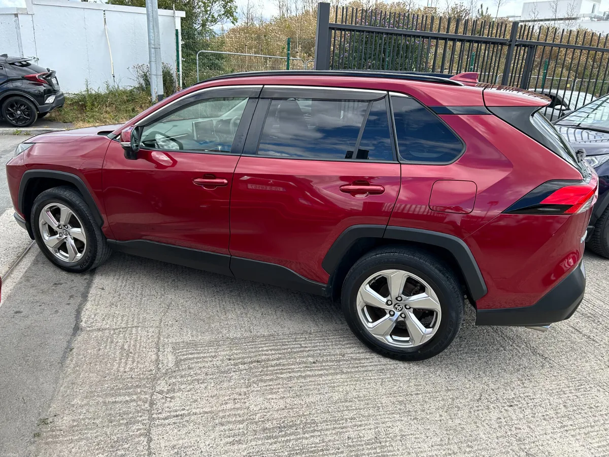 TOYOTA RAV 4 2021, 2.5 HYBRID AUTO LOW KMS - Image 4