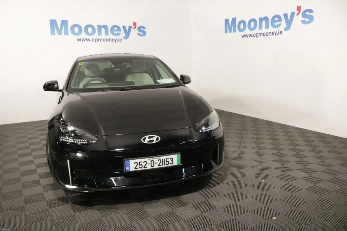 Hyundai IONIQ 6 Elegance 77 KwH EV Saloon - Image 2