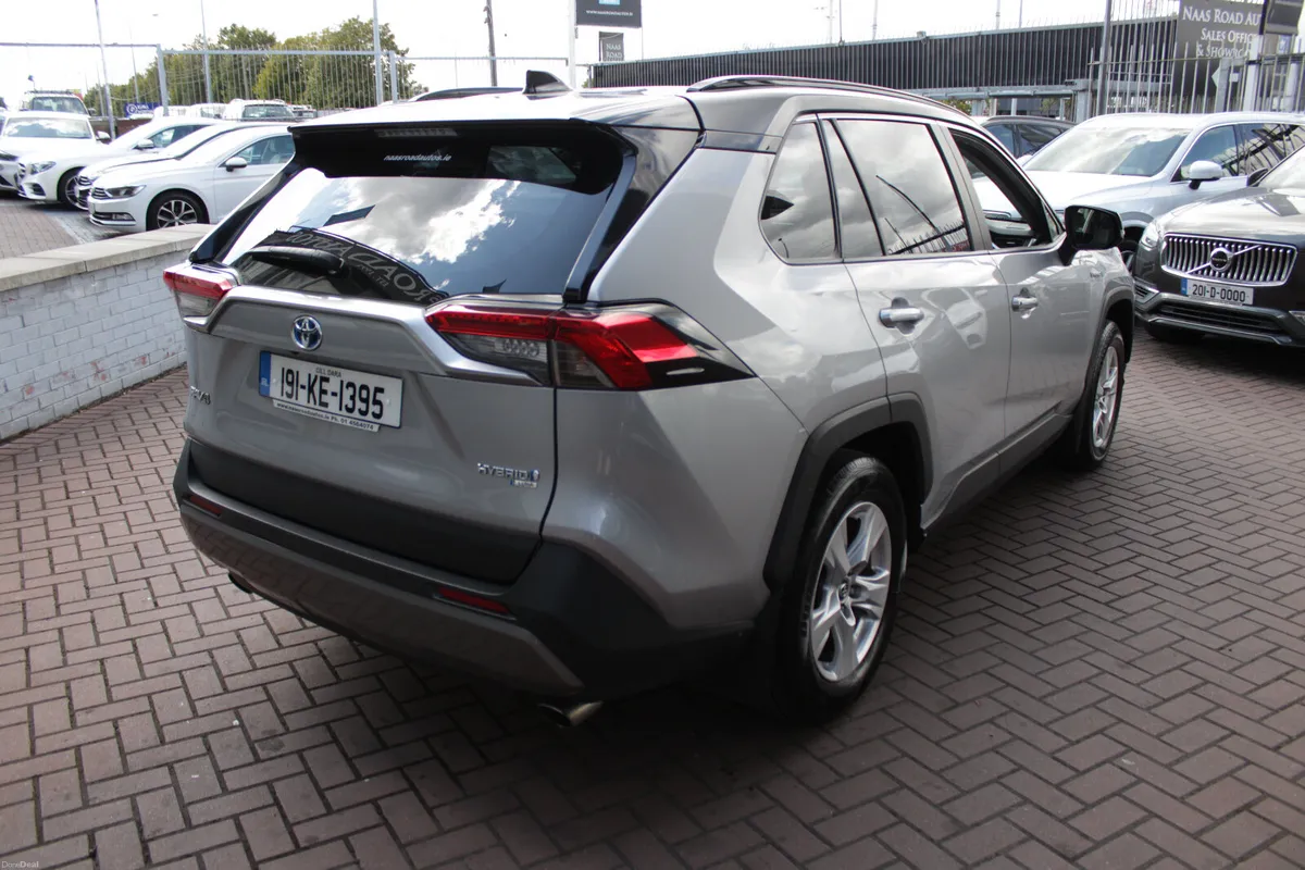 2019 TOYOTA RAV4  2.5 HYBRID LUNA 2WD 4DR SUV - Image 4