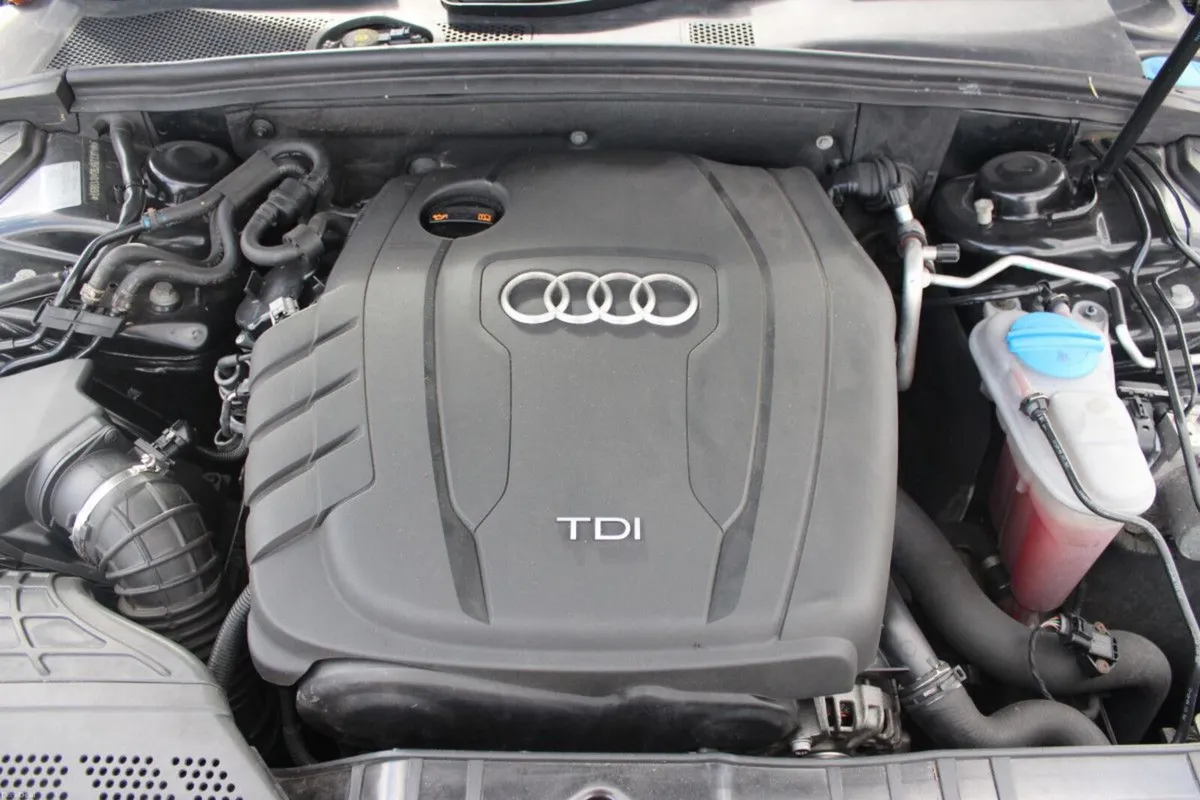 Audi A4 2.0 TDI 177BHP SE - TENDER 9 - UK WRITE OF - Image 5