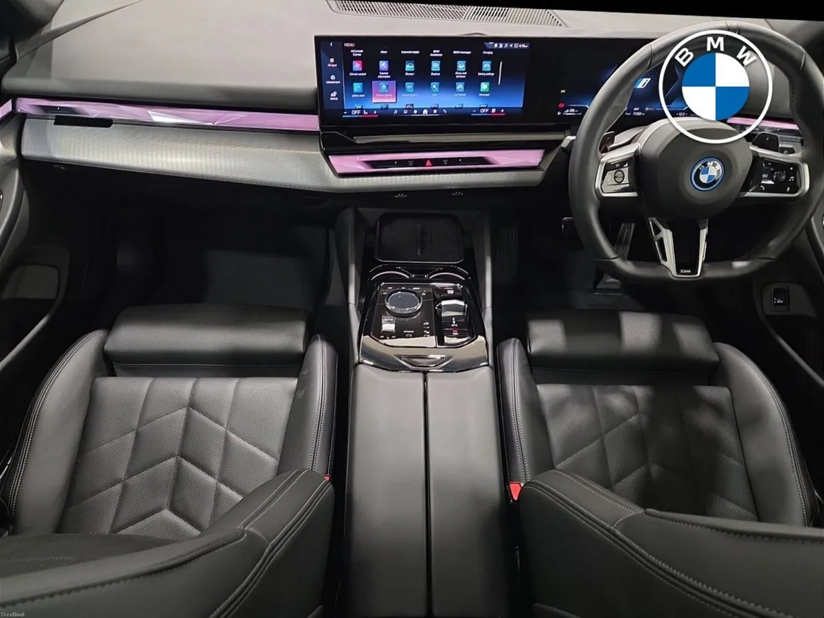 BMW 5-Series 530e M Sport Touring - Image 4