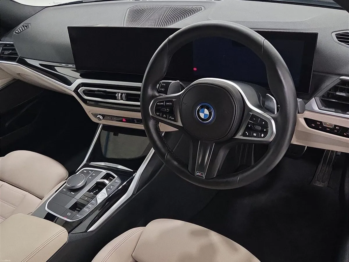 BMW 3-Series 330e M Sport Touring - Image 6