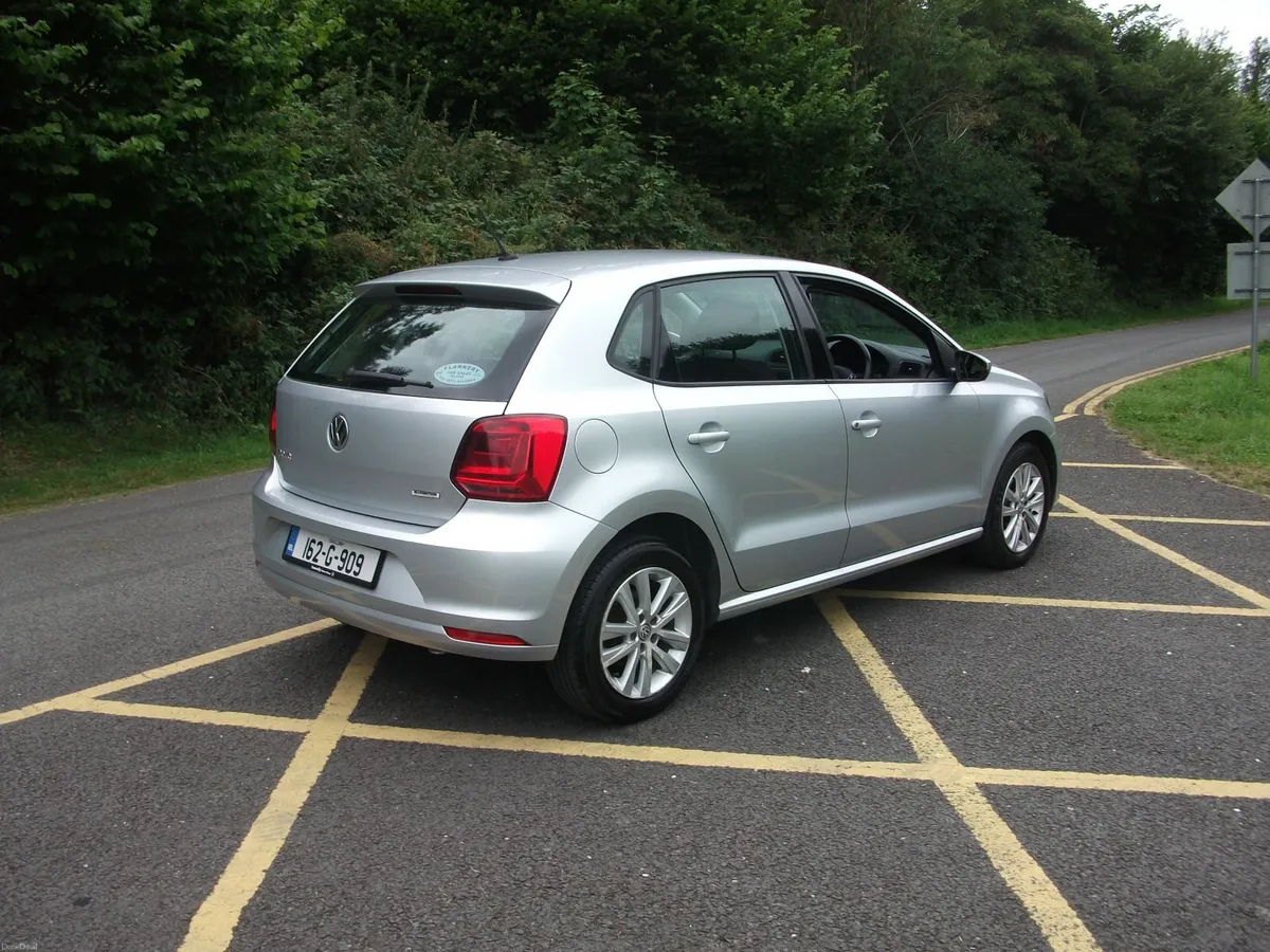 Volkswagen Polo 1.0L 128000KLM 2016 - Image 3