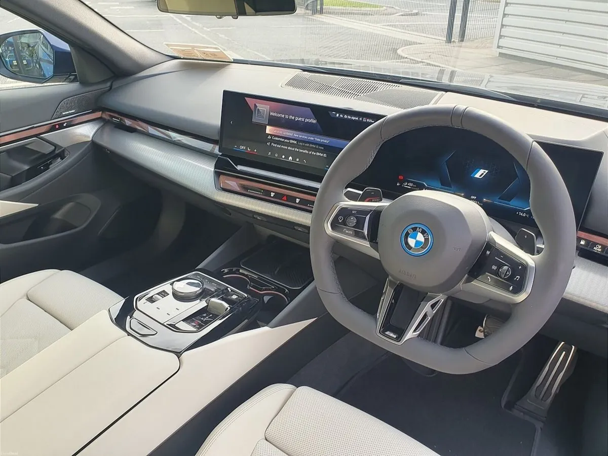 BMW 5-Series 530e M Sport Pro Saloon - Image 6
