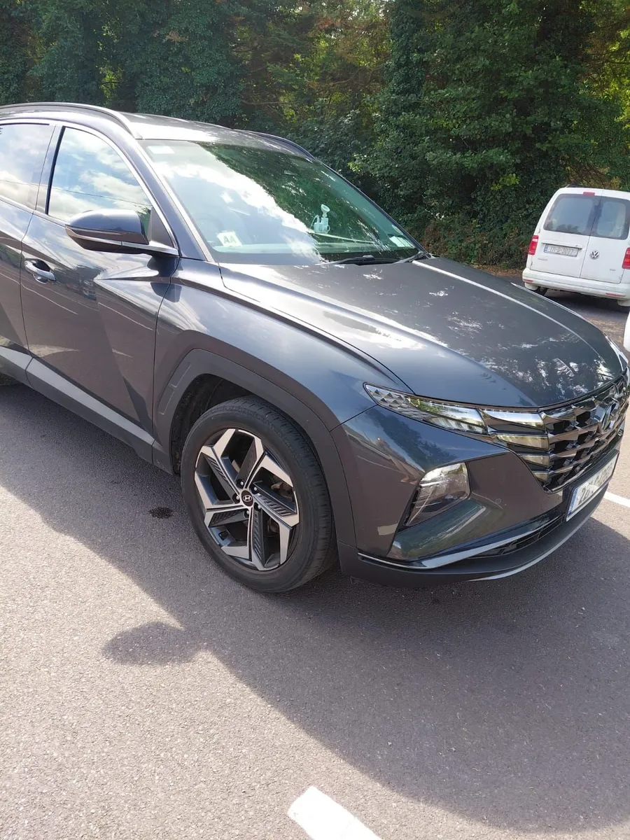Hyundai Tucson Executive Plus HEV Auto - Image 1