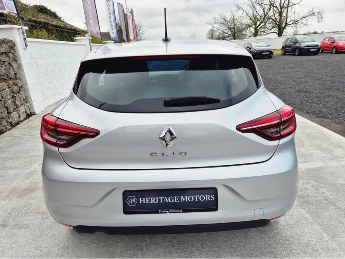 Renault Clio EQUILIBRE TCE 90 MY22.5 5 5DR - Image 3
