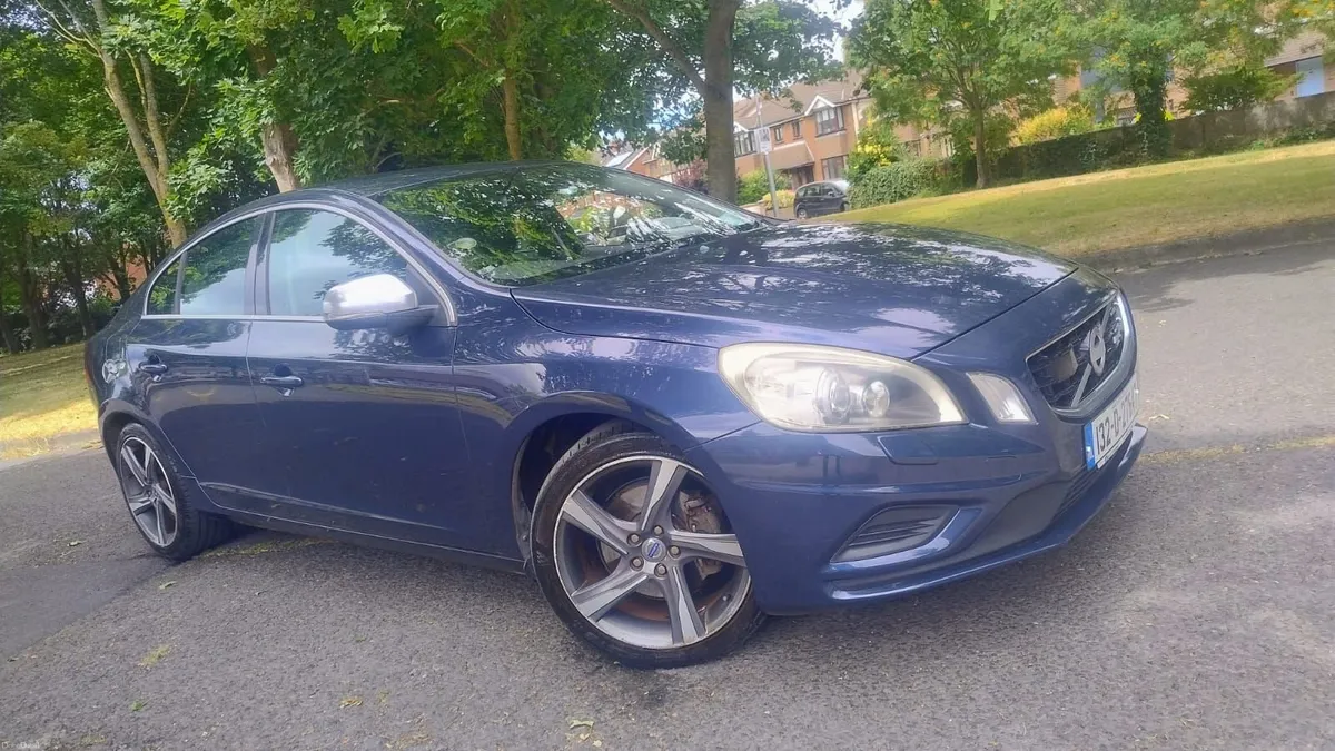 Volvo S60 2013 Automatic - Image 2
