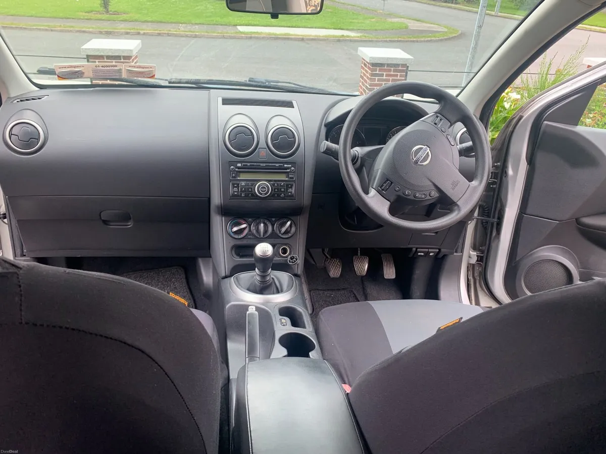Nissan Qashqai 2010 - Image 4
