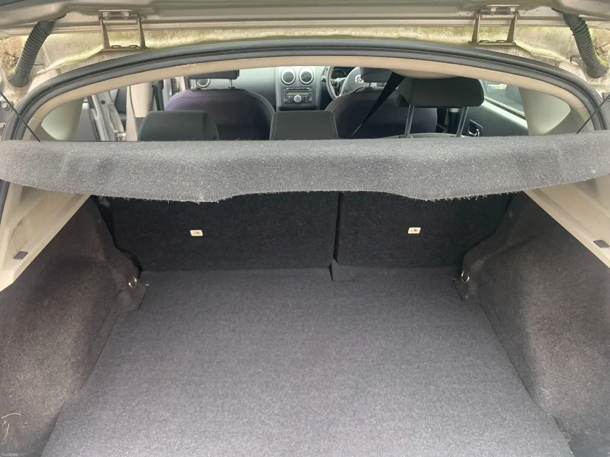 Nissan Qashqai 2010 - Image 5
