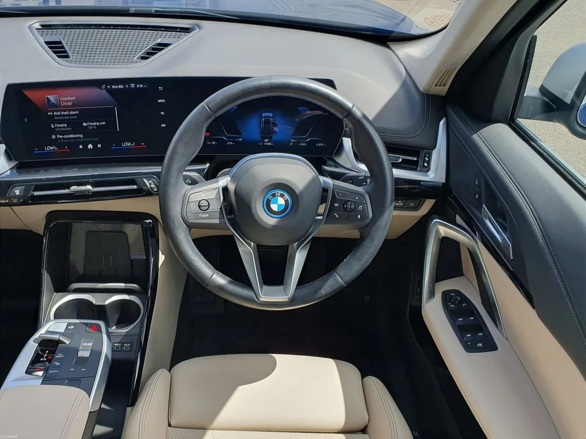 BMW iX1 eDrive20 xLine - Image 5