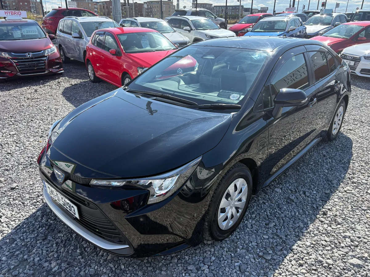1.8 Petrol Hybrid Toyota Corolla Saloon *LOW KM* - Image 2