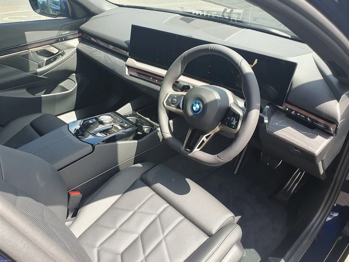 BMW 5-Series 530e M Sport Pro Saloon - Image 5