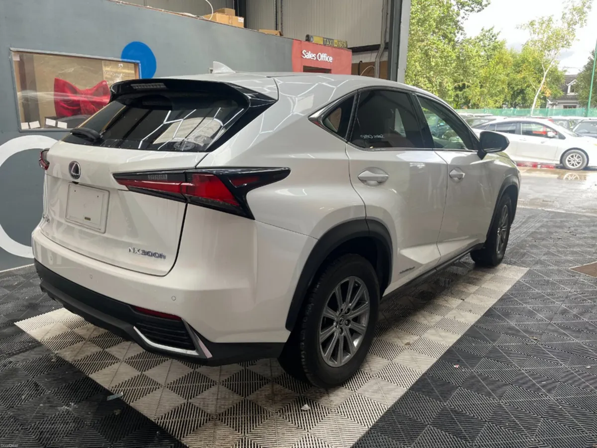 Lexus NX 2019 LEXUS  NX300H AUTOMATIC / CRUISE CON - Image 2