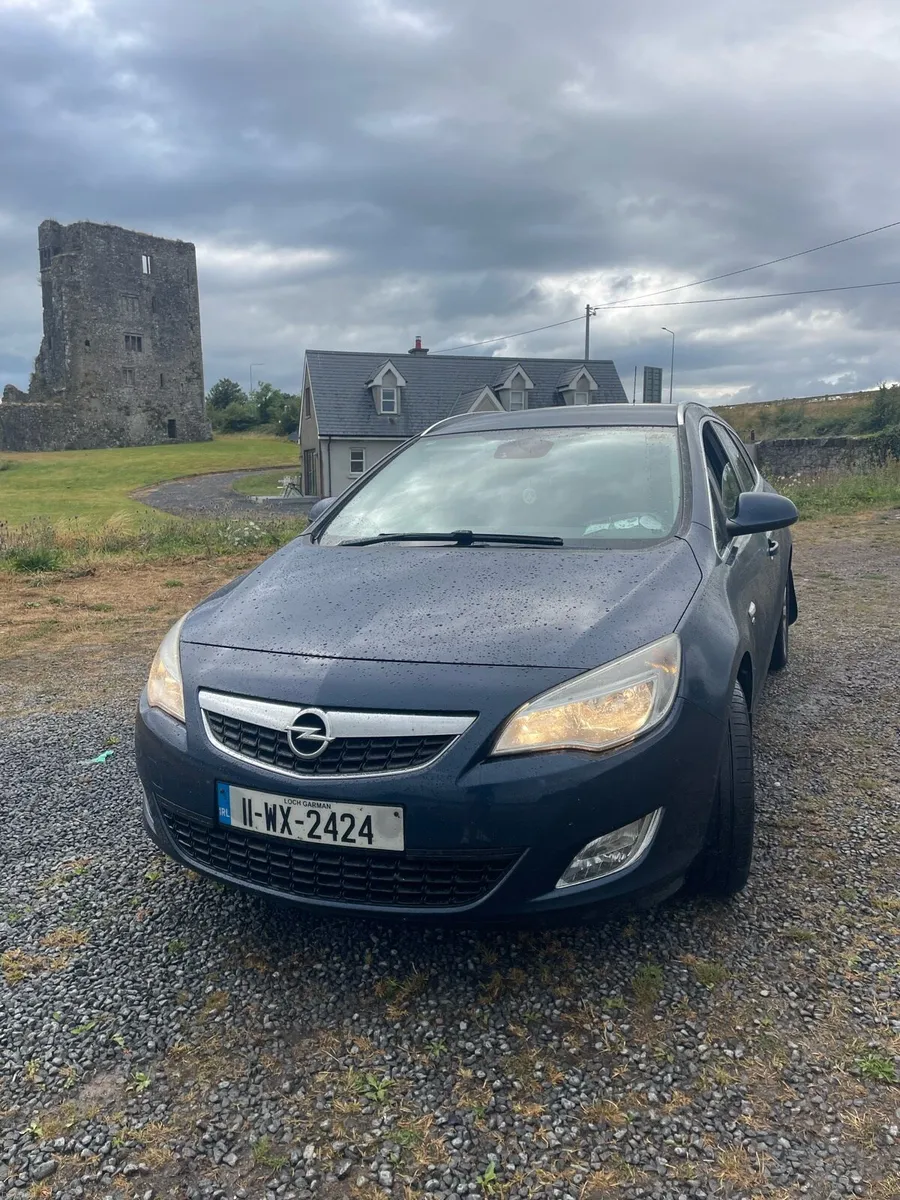 2011 Opel Astra Estate 1.7 CDTI - Image 2