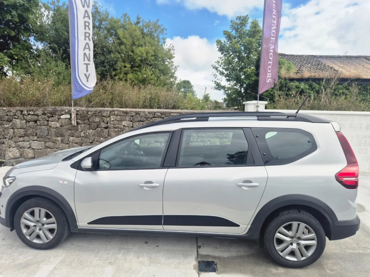 Dacia Jogger COMFORT TCE 110 5DR 7 SEATS - Image 2