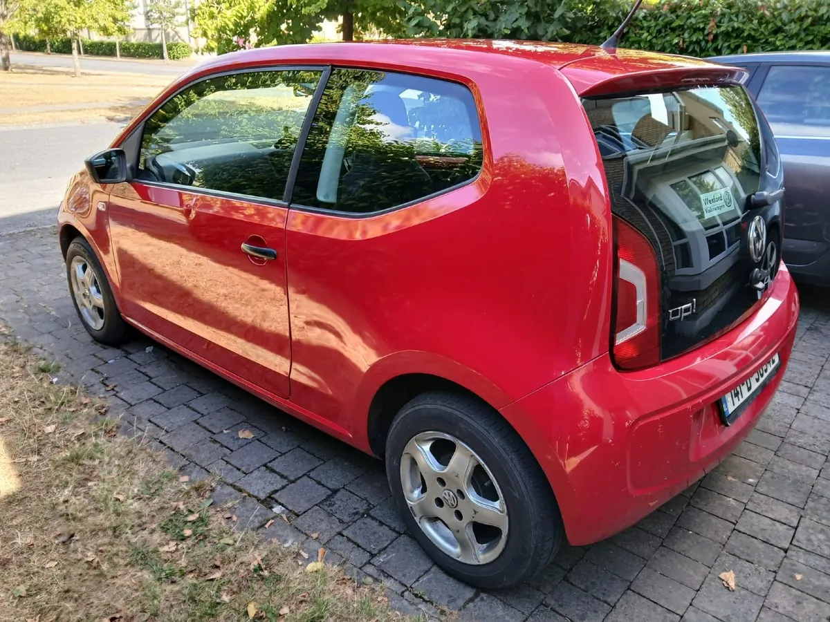 Volkswagen up! 2014 - Image 2