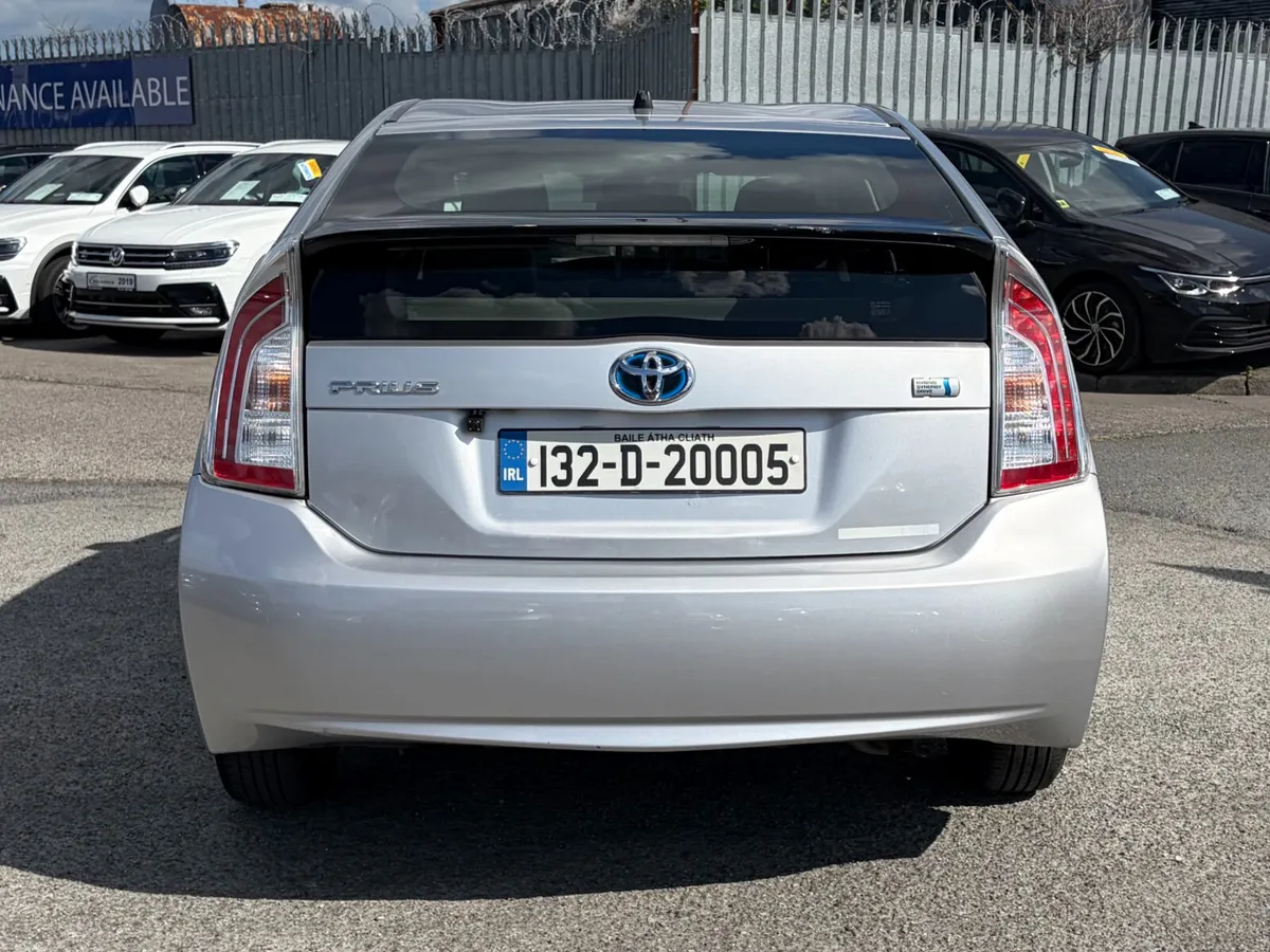 2013 Toyota Prius 1.8 Hybrid Auto Nct 05/27 - Image 5