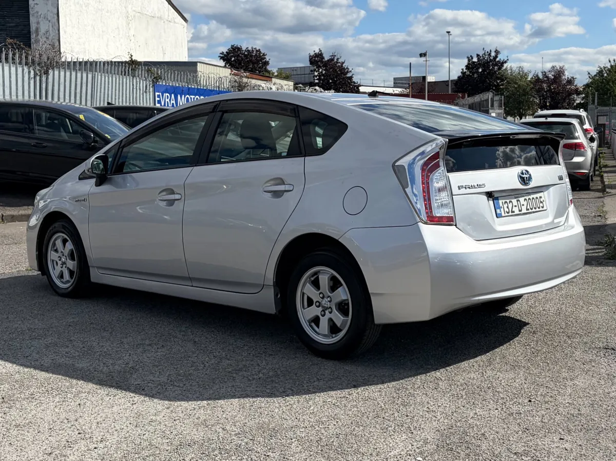 2013 Toyota Prius 1.8 Hybrid Auto Nct 05/27 - Image 6