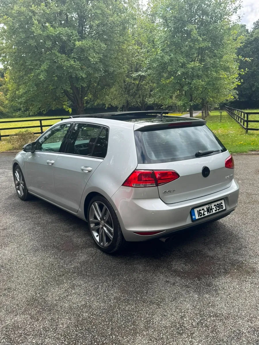 VW Golf 1.4 Highline Panoramic Sunroof LeatherSeat - Image 5