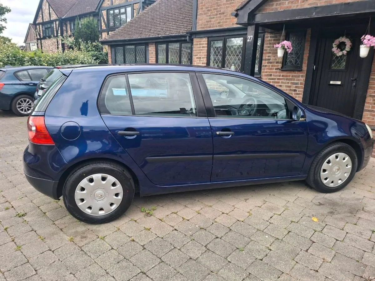 VOLKSWAGON GOLF 1.4 PETROL 2004 ONLY 147000 KLMS - Image 2