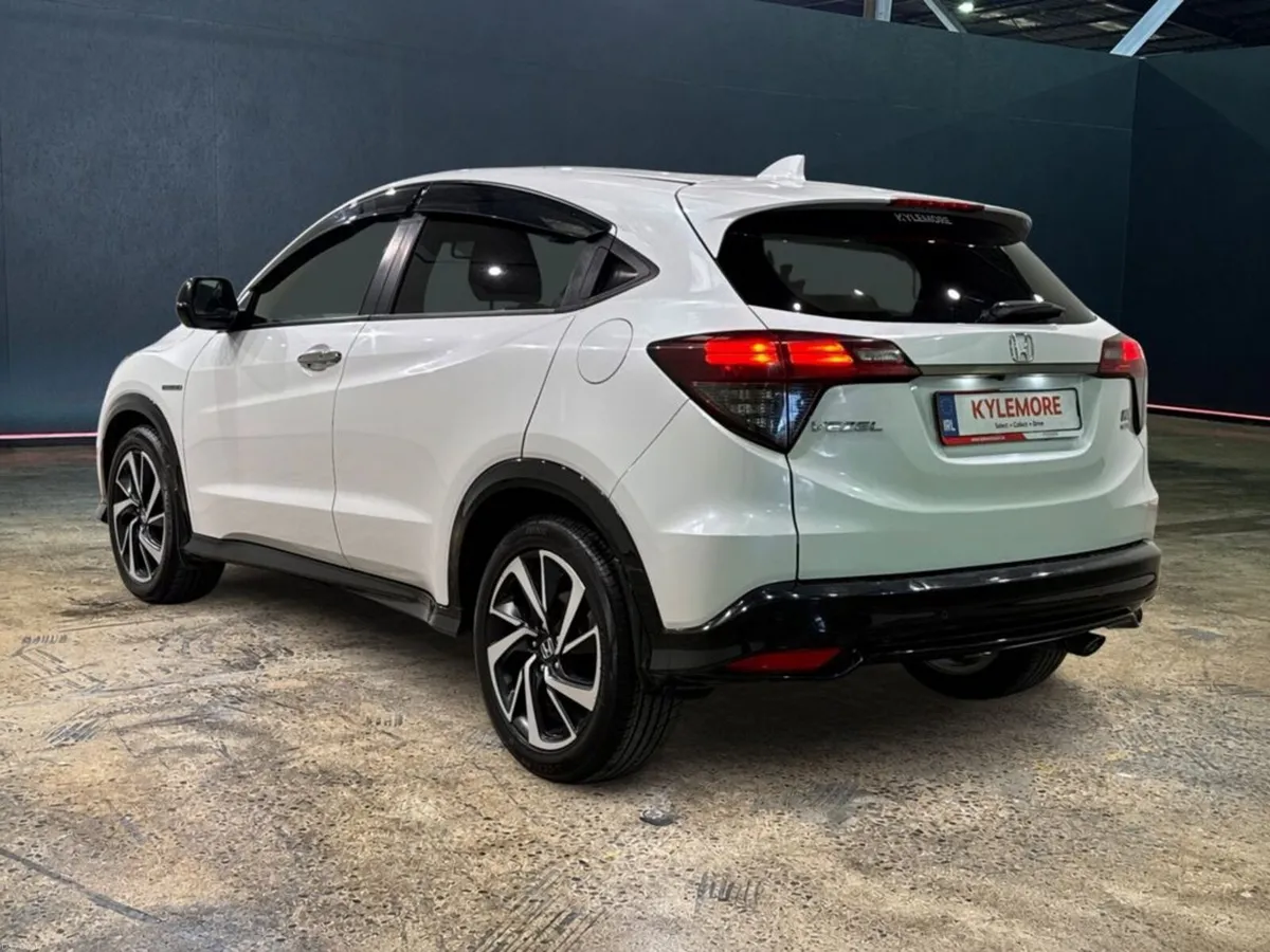 Honda Vezel 1.5 HYBRID AUTOMATIC - RS EDITION - BL - Image 5