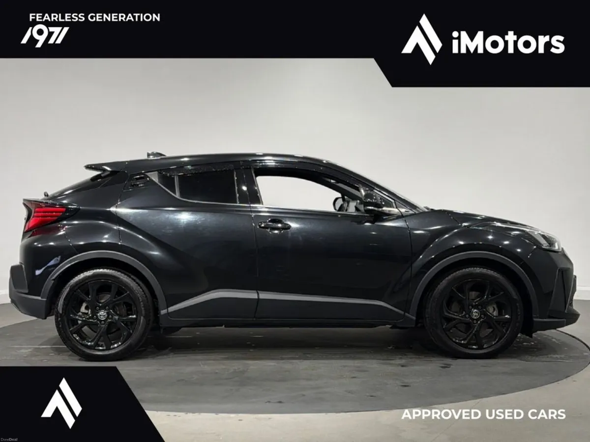 Toyota C-HR G MODE NERO HYBRID AUTOMATIC - Image 2