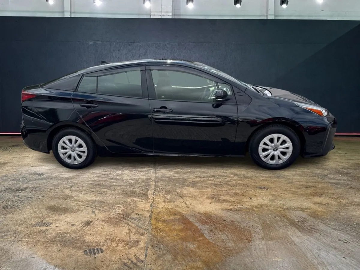 Toyota Prius 1.8 HYBRID AUTOMATIC - CRUISE CONTROL - Image 2