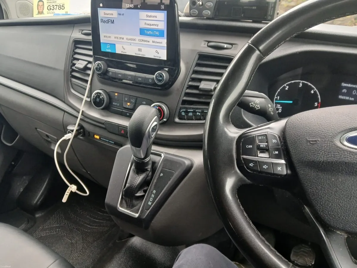 Ford Transit Custom Taxi 2023 - Image 2