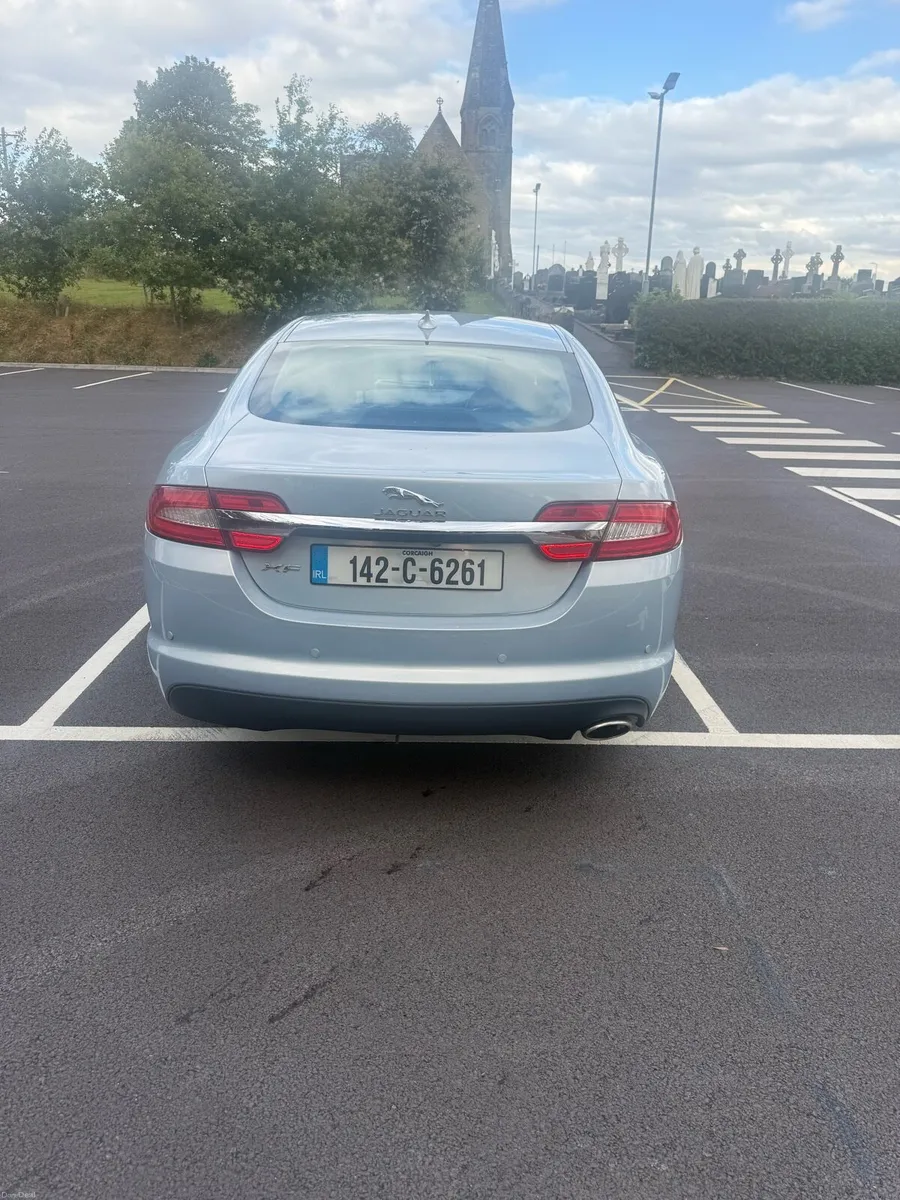 Car - Image 6