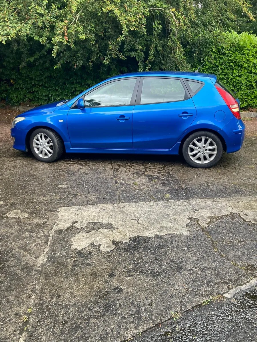 Hyundai i30 2010 - Image 1