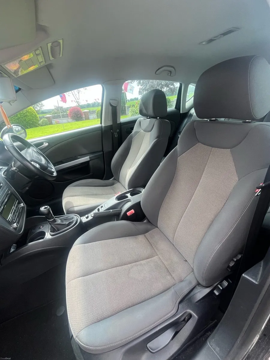 Seat Leon 1.6 TDI NCT 12/26 - Image 5