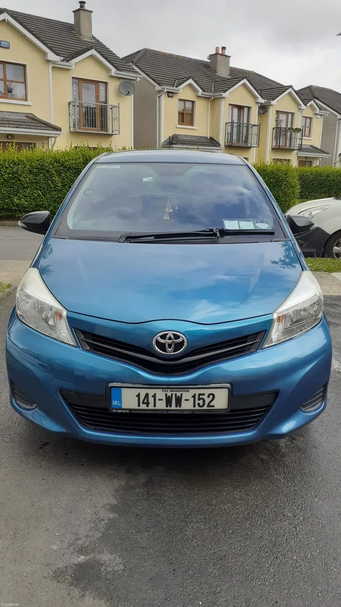 Toyota Yaris 2014 - Image 2