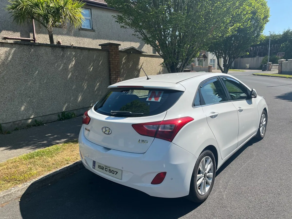152 Hyundai i30 deluxe - Image 4