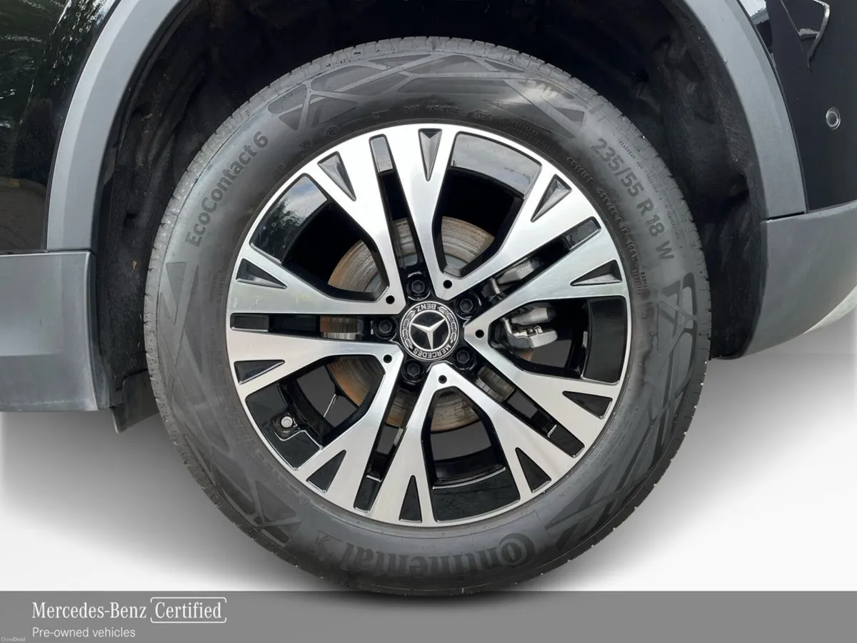 Mercedes-Benz GLA 180D Progressive Plus Compact SU - Image 5