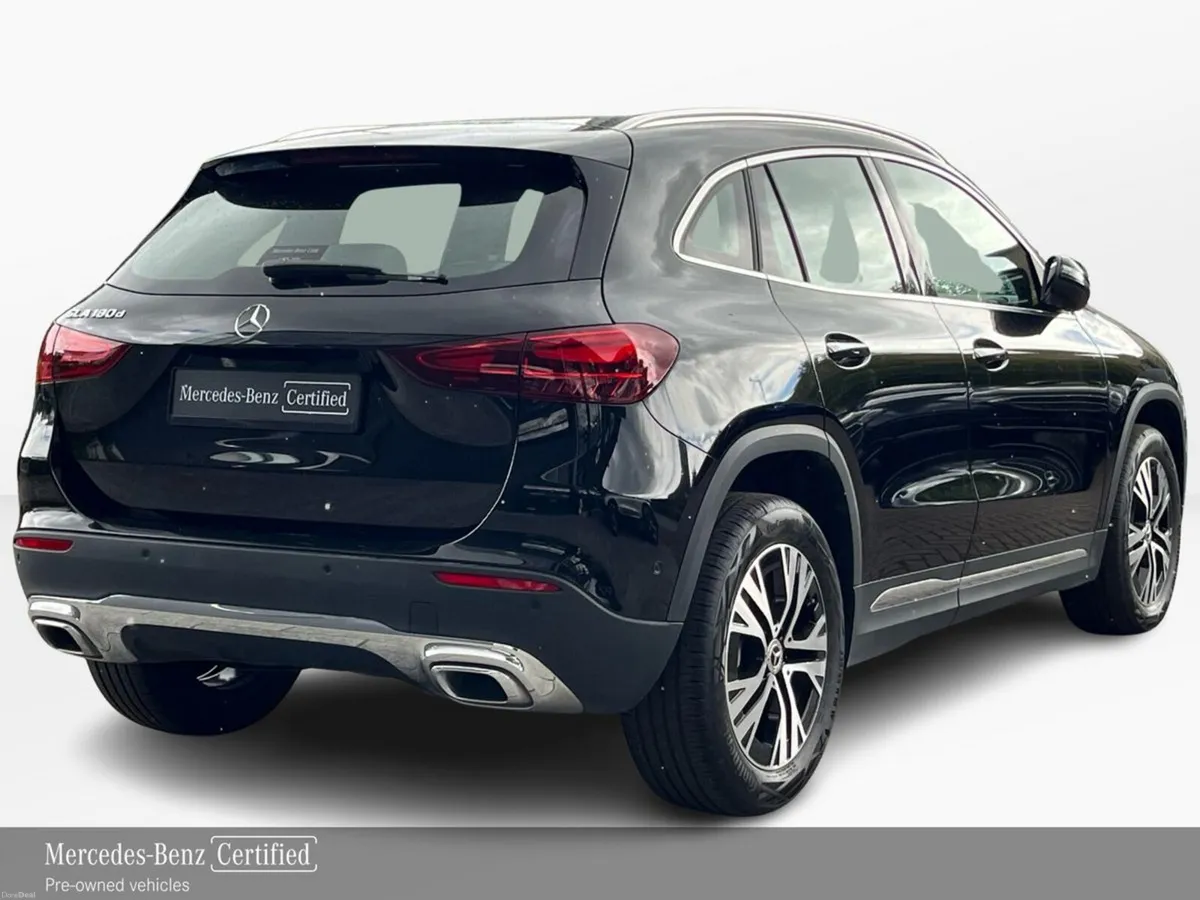 Mercedes-Benz GLA 180D Progressive Plus Compact SU - Image 3