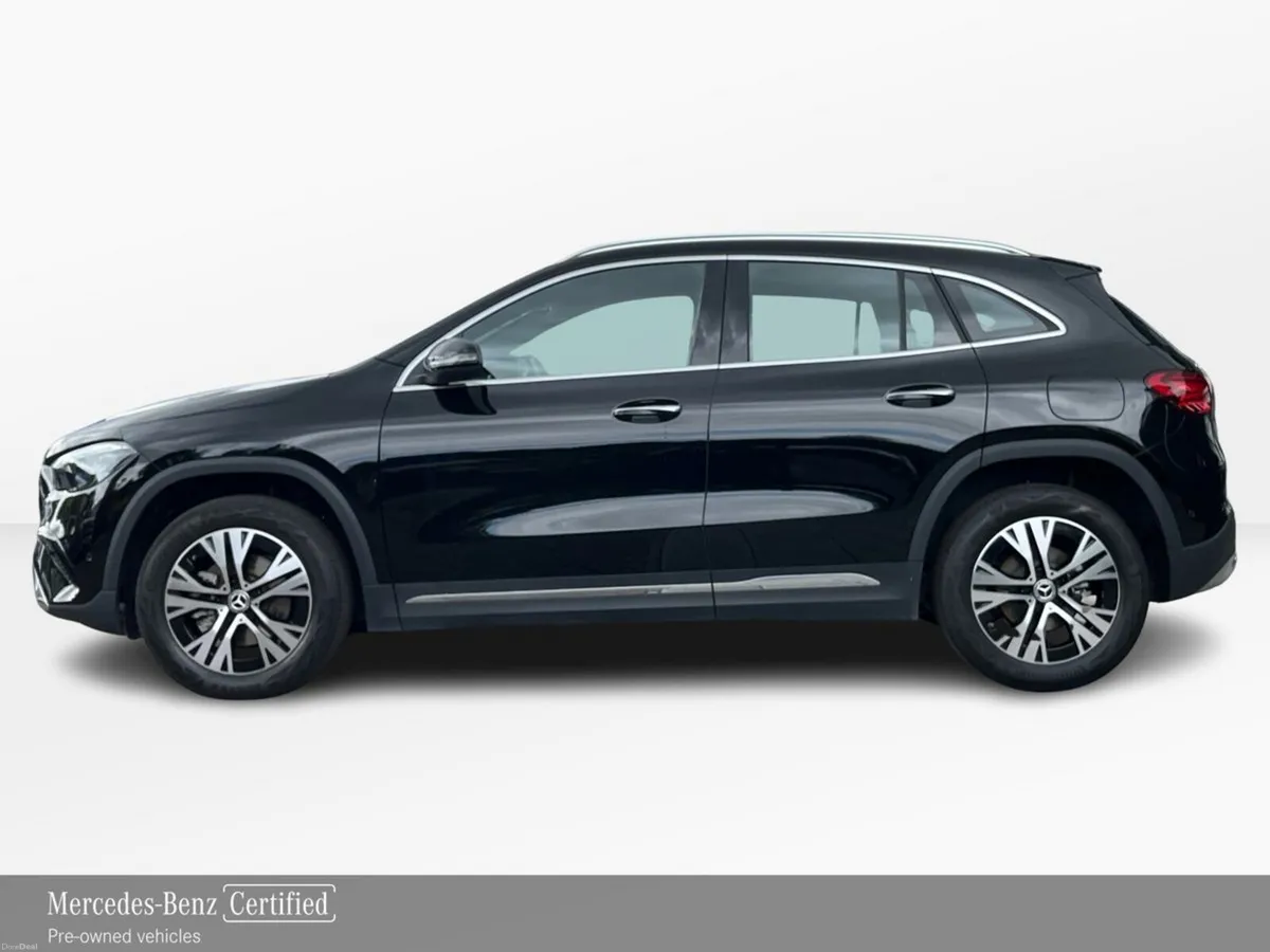 Mercedes-Benz GLA 180D Progressive Plus Compact SU - Image 6