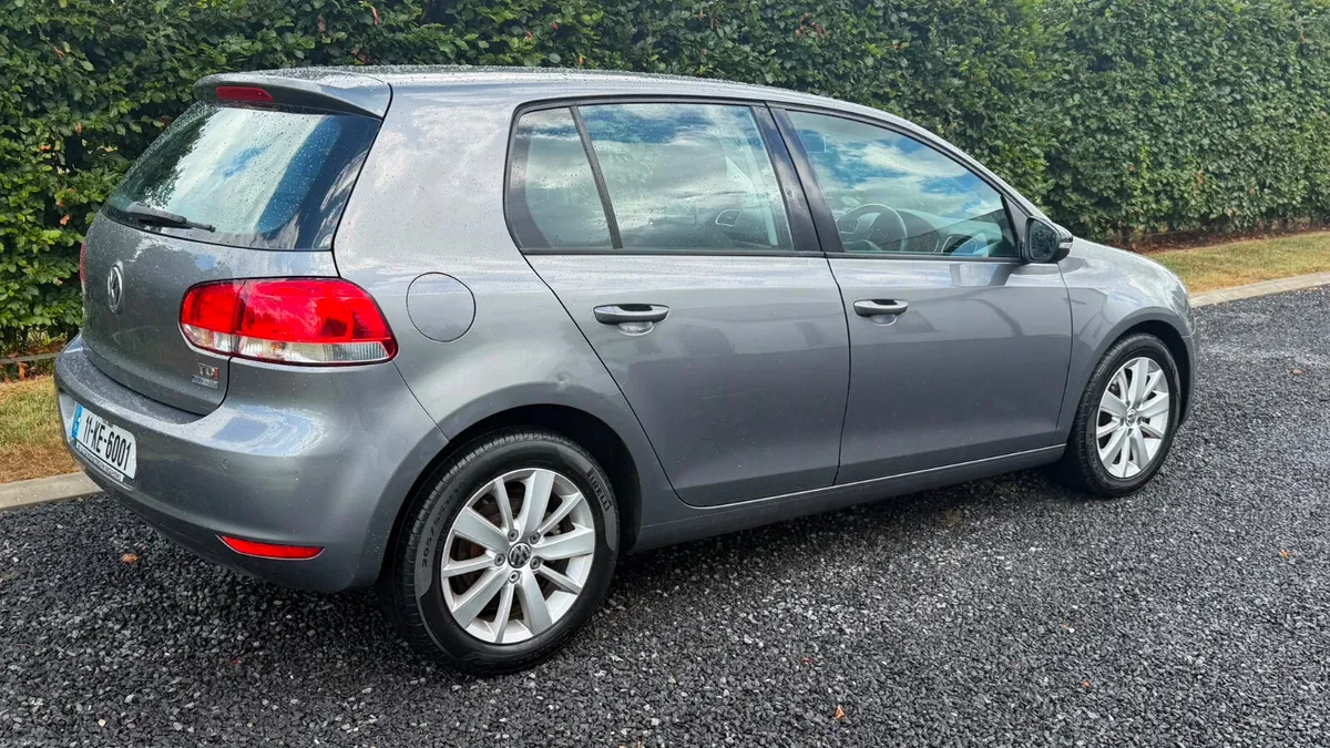 2011 Volkswagen Golf Match 1.6 Tdi Bluemotion - Image 3