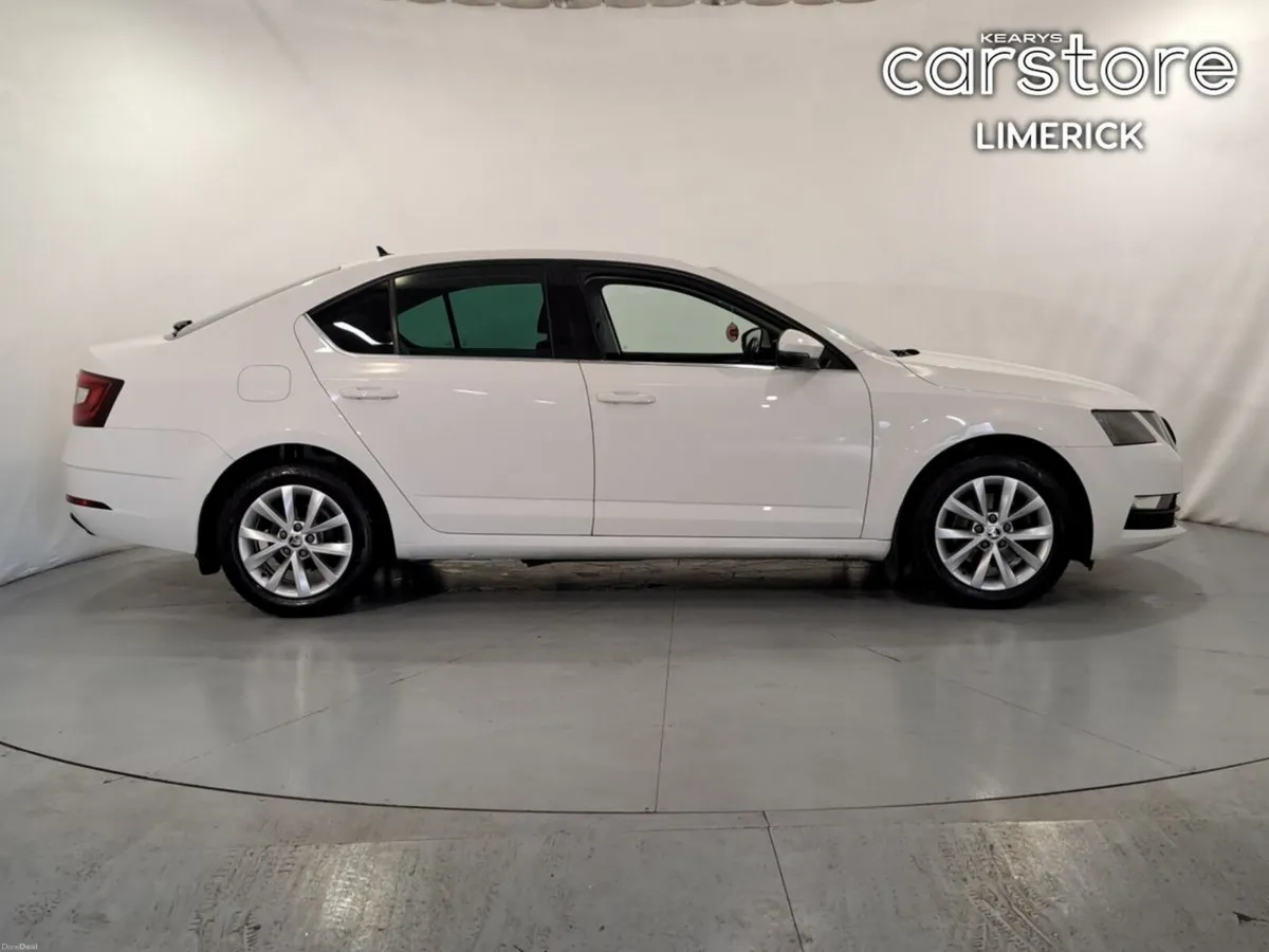 Skoda Octavia Ambition 1.0TSI 115HP - Image 2
