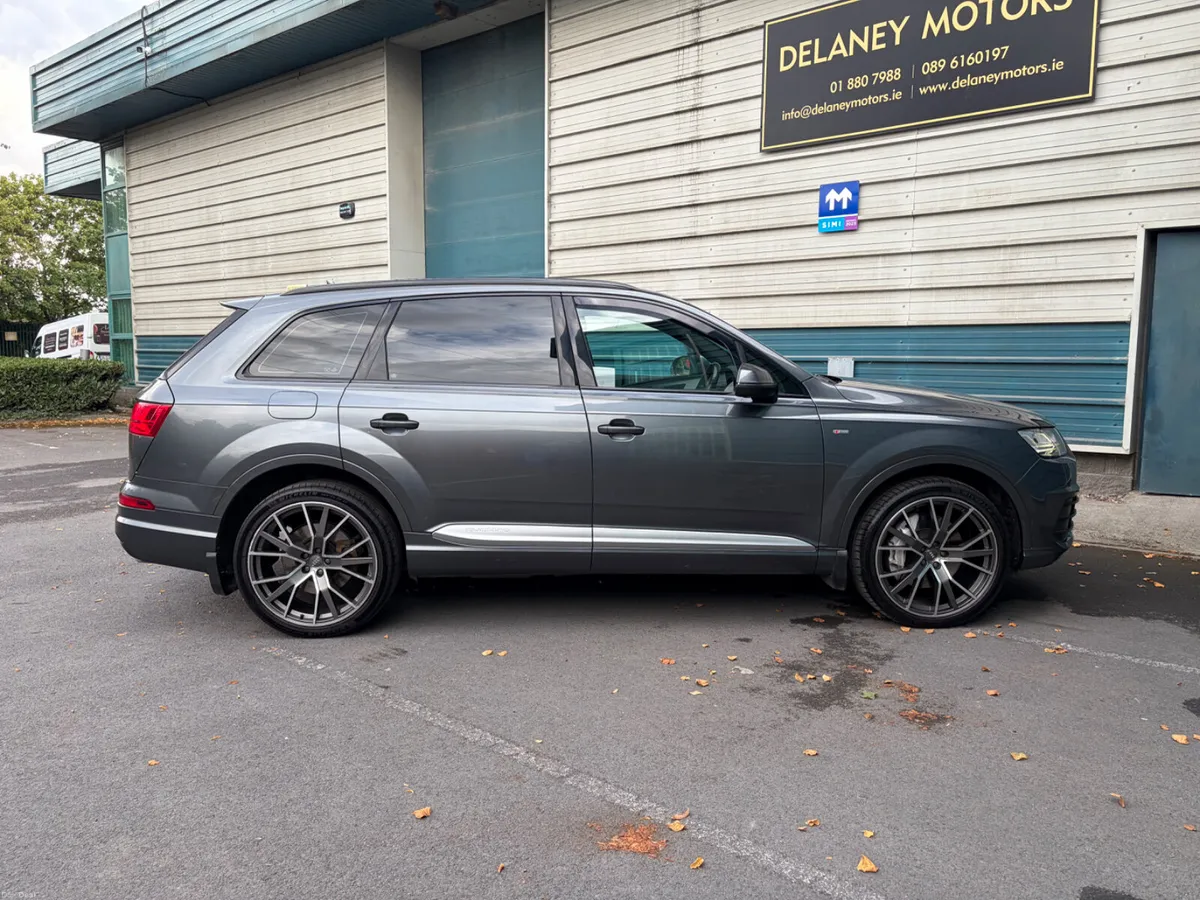 171 Audi Q7 N1 2 Seat Commercial Van - Image 4
