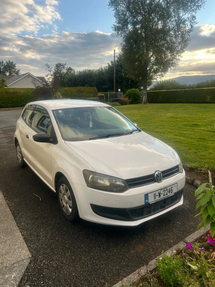 Volkswagen polo 2011 - Image 2