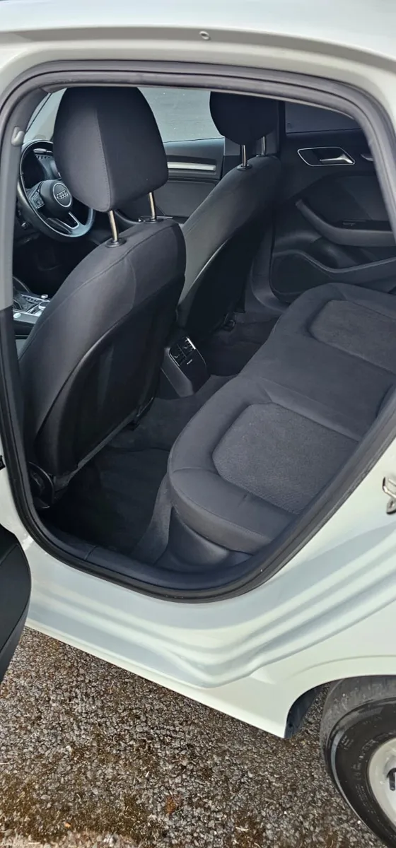 Audi A3 2018 - Image 5